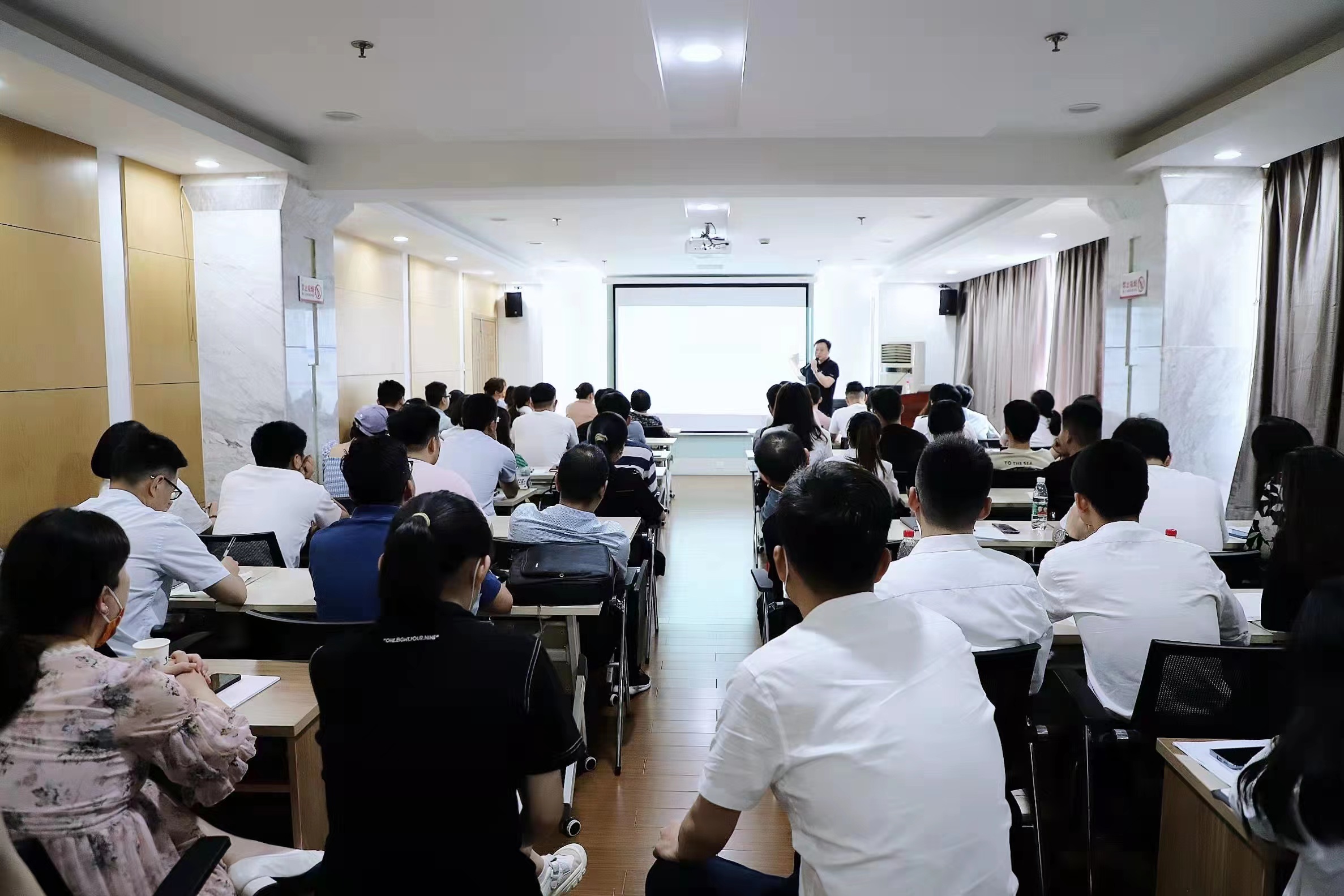 九游会老哥必备的交流社区_论坛帖吧