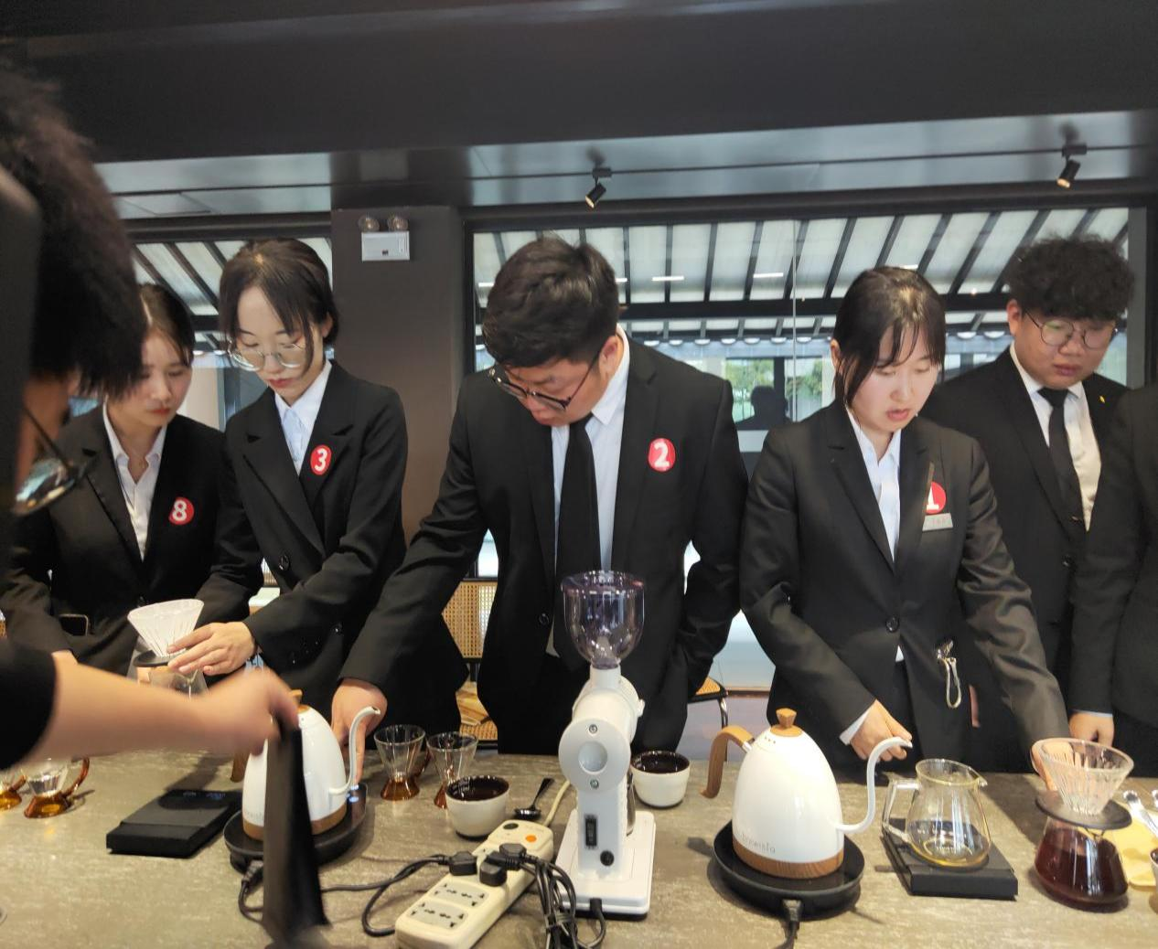 九游会老哥必备的交流社区_论坛帖吧